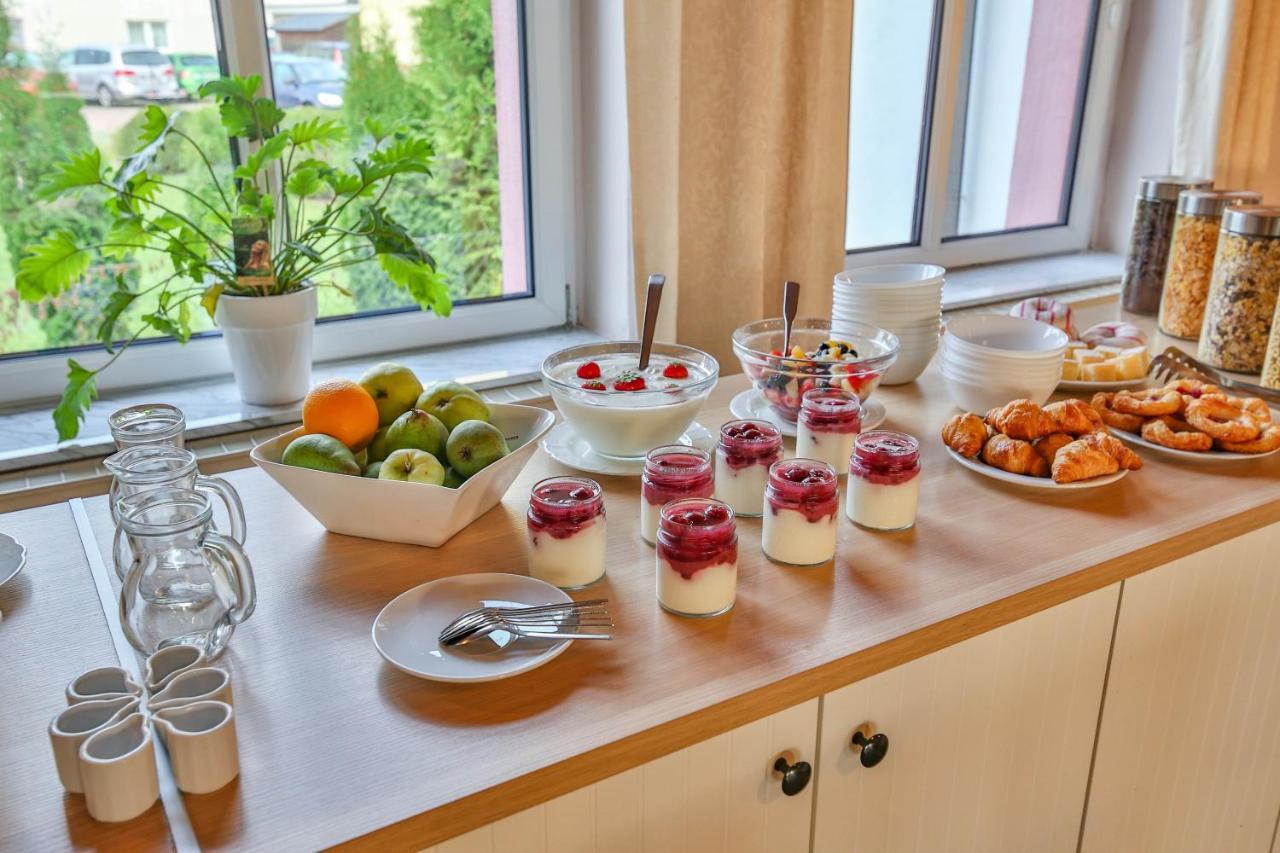 Hotel Und Restaurant "Zur Zwiebel" Peenemunde Buitenkant foto
