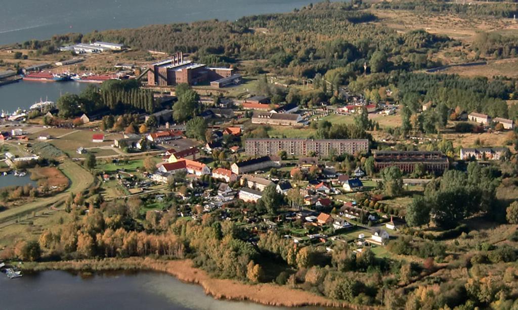 Hotel Und Restaurant "Zur Zwiebel" Peenemunde Buitenkant foto